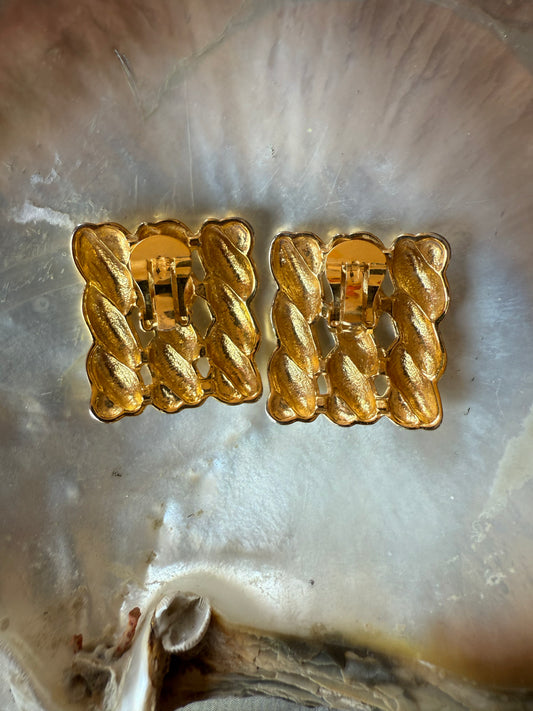 80’s Clip on earrings